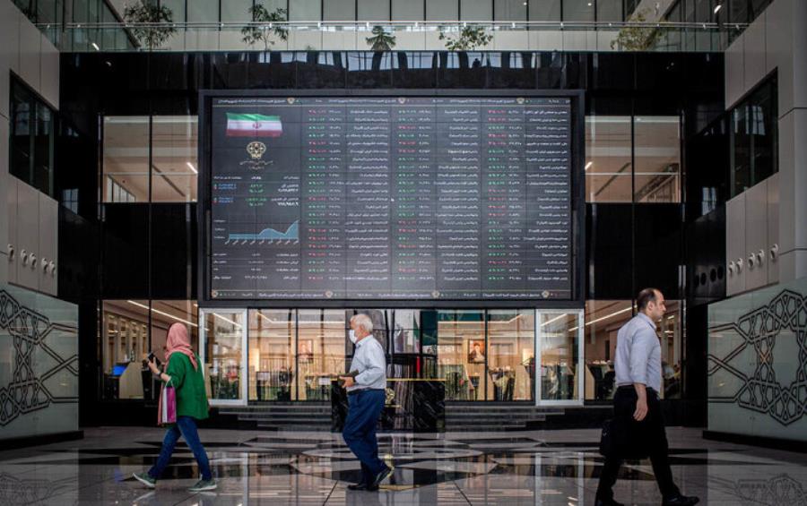 بازار سهام در انتظار تعدیل؛ رشد آرام شاخص‌ها زیر سایه معاملات سنگین
